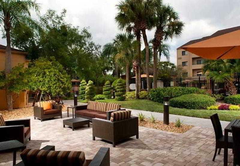 Courtyard Tampa Westshore/Airport Экстерьер фото
